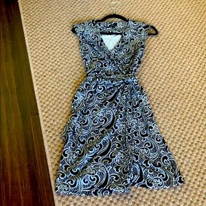 Am Taylor Side Tie Dress